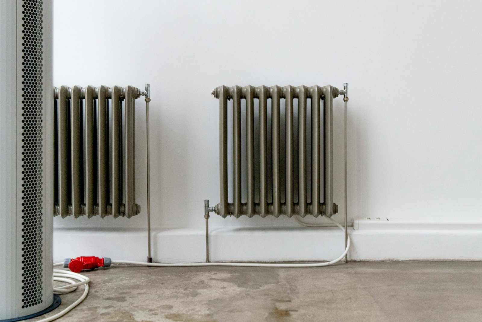 Heizungsrohre im Gebäude